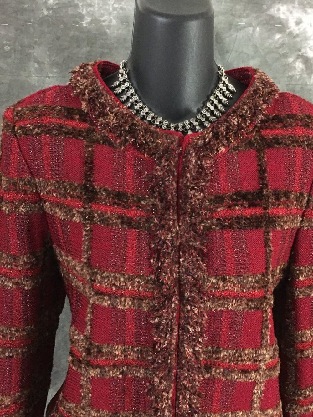 NWT NEW st john collection knit red wine multi fringe jacket skirt suit size 6 - Picture 4 of 8